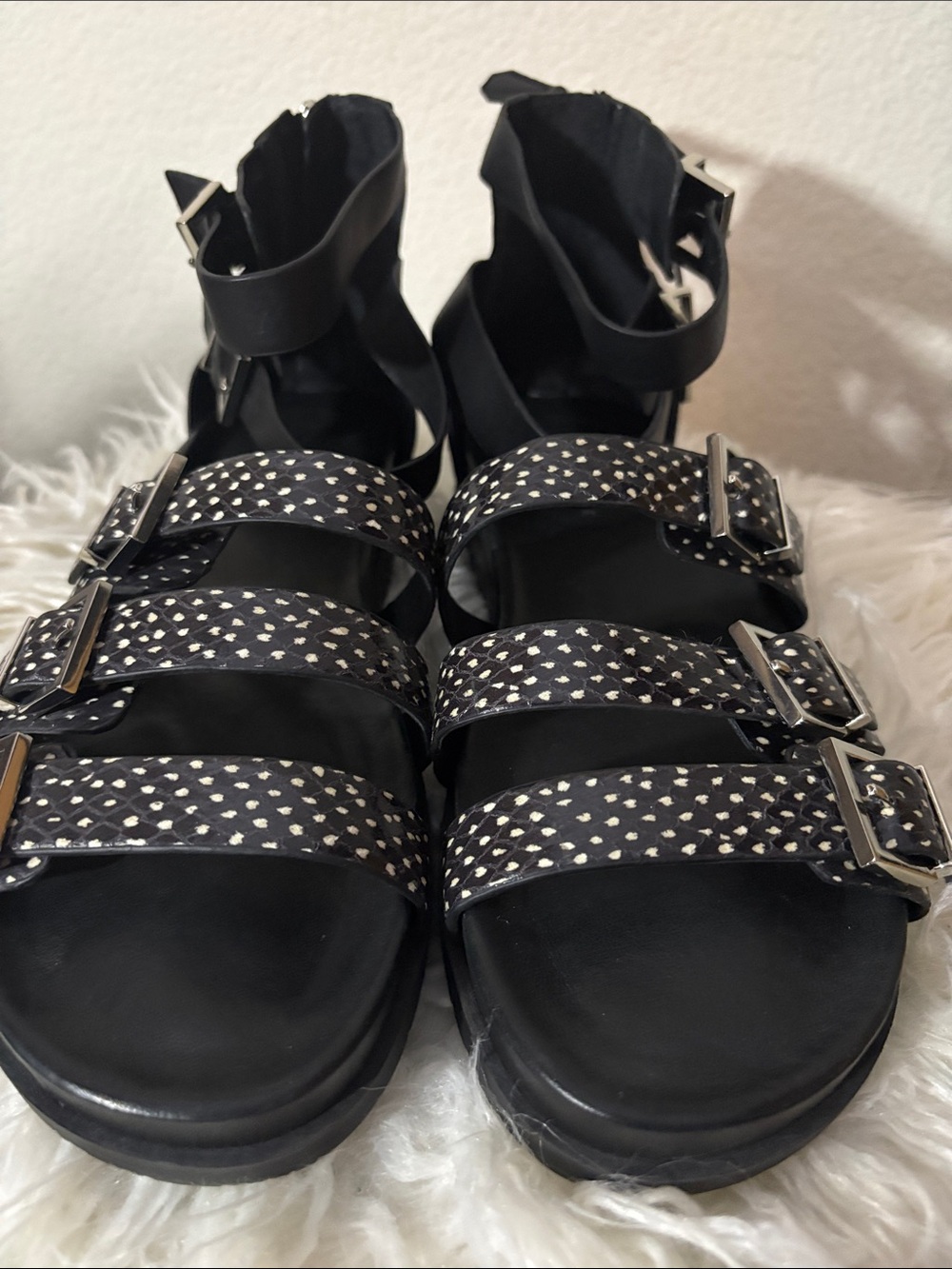 Kenneth Cole Black Studded Multi-Strap Buckle Sandals